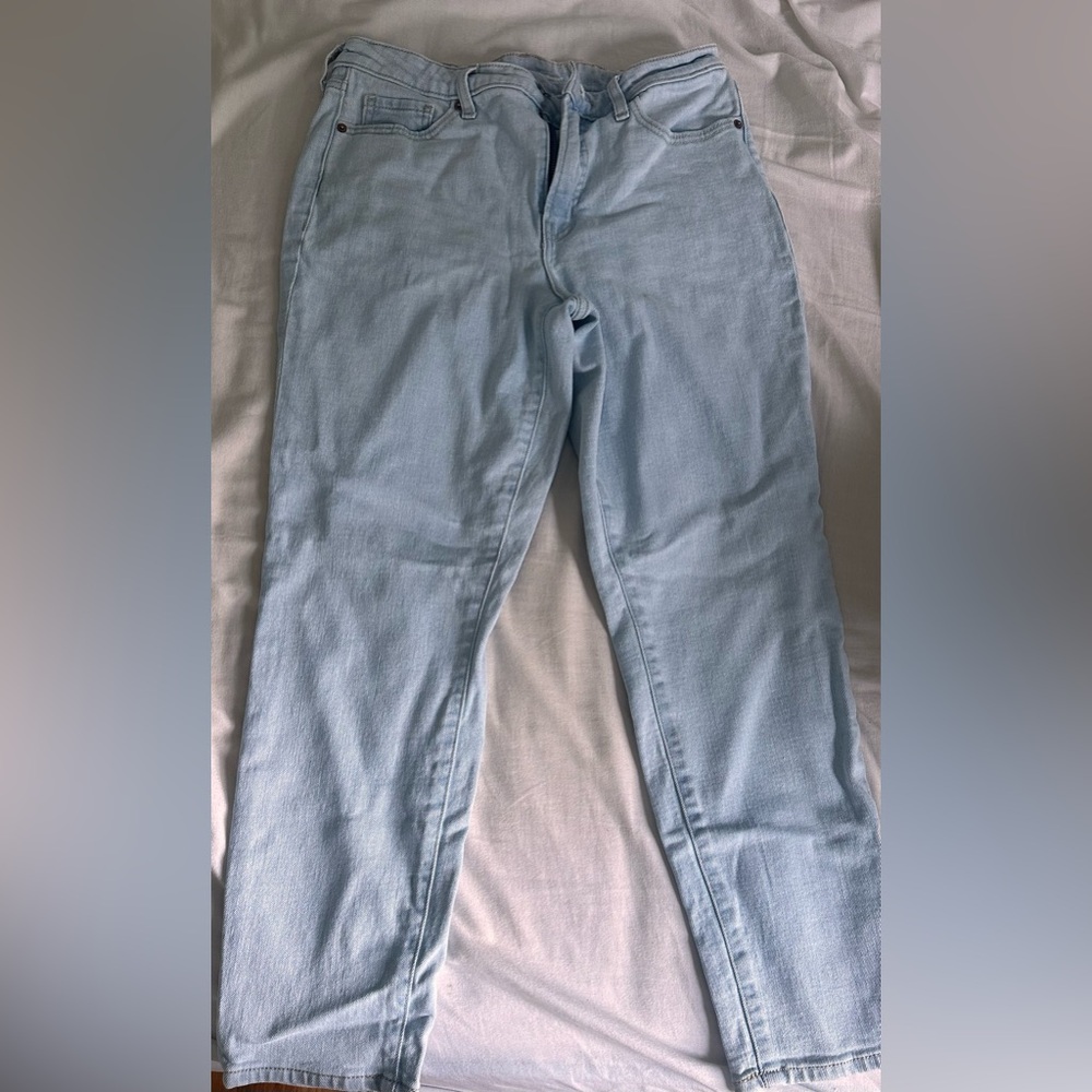 Old Navy light blue jeans